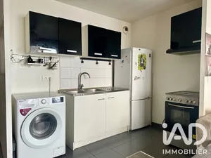 Apartment in Bondoufle (91070)