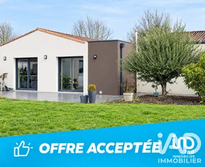 House in La Chapelle-Bâton (79220)