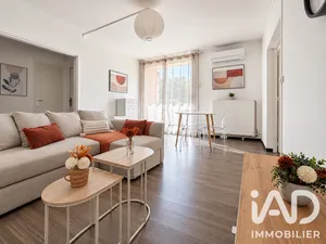 Apartment in La Valette-du-Var (83160)