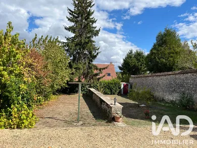 Maison traditionnelle à Thomery (77810)