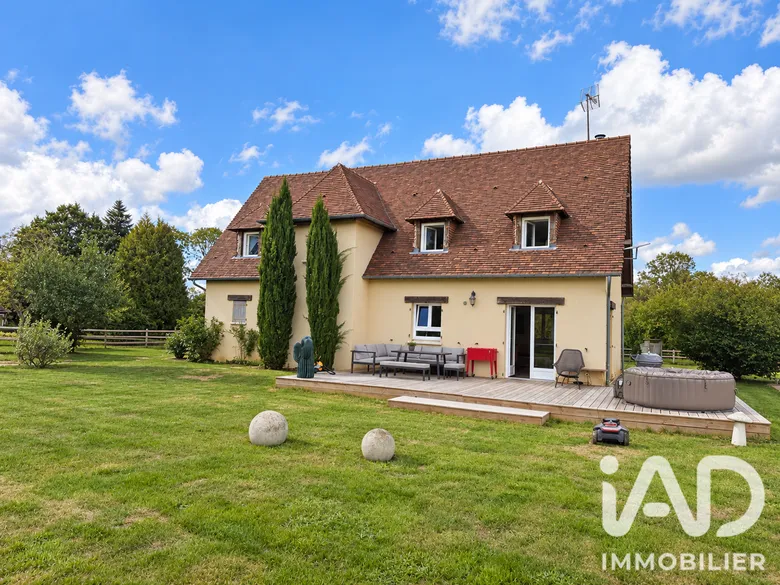 Maison 5 pièces 142 m² · à Quetteville · 142 m² · 370 000 €