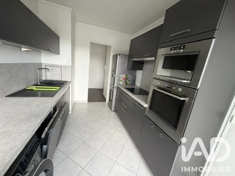 Appartement 3 pièces 65 m² · à Saint-Fargeau-Ponthierry · 64,8 m² · 157 000 €
