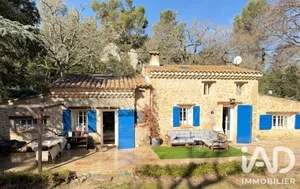 Maison de campagne à Peyrolles-en-Provence (13860)