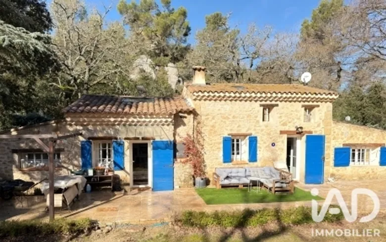 Maison 4 pièces 114 m² · à Peyrolles-en-Provence · 114 m² · 415 000 €