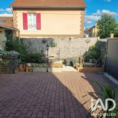 Maison de ville à Noisiel (77186)