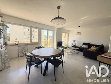 Appartement à Vienne (38200)