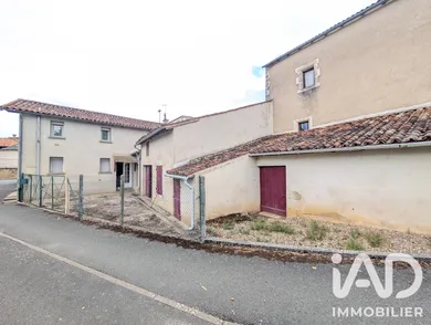 Maison de village à Nieuil-l'Espoir (86340)