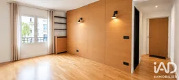 Apartment in Courbevoie (92400)