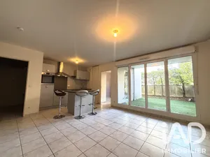 Apartment in Villefranche-sur-Saône (69400)
