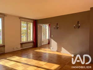 Apartment in Rueil-Malmaison (92500)