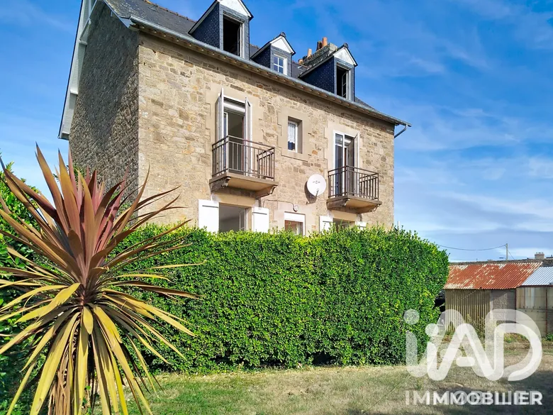 Maison 8 pièces 138 m² · à Cancale · 138 m² · 884 000 €