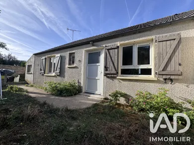 Maison traditionnelle à Gouillons (28310)