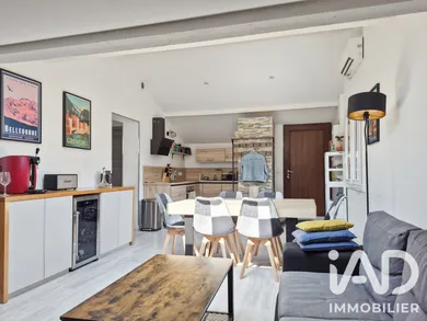 Appartement à Saint-Jeoire-Prieuré (73190)
