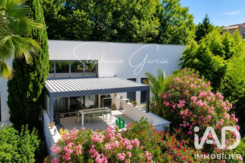 Maison 7 pièces 181 m² · à Saint-Péray · 181 m² · 585 000 €