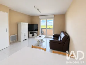 Apartment in Saint-Saulve (59880)
