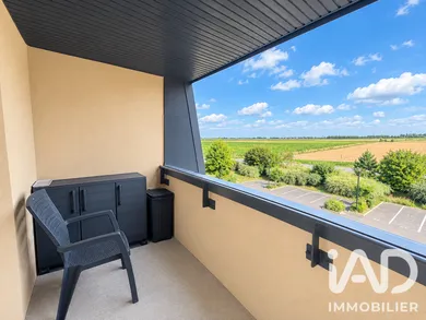 Apartment in Saint-Saulve (59880)