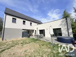 Maison à Chaumes-en-Brie (77390)