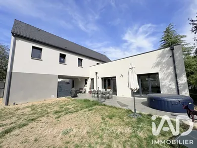 Maison à Chaumes-en-Brie (77390)