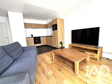 Apartment in Mantes-la-Ville (78711)