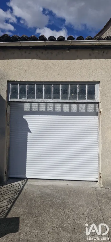 Townhouse in Port-Sainte-Foy-et-Ponchapt (33220)