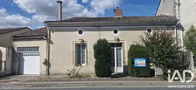 Townhouse in Port-Sainte-Foy-et-Ponchapt (33220)