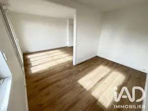 Apartment in Bondy (93140)