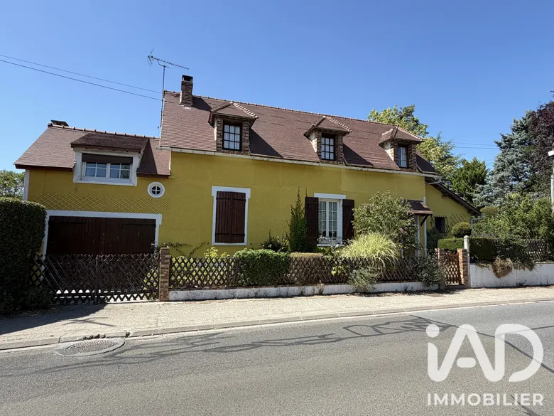 Maison 6 pièces 126 m² · à Condé-sur-Vesgre · 126 m² · 379 000 €