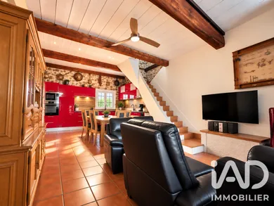 Village house in Leucate (11370)