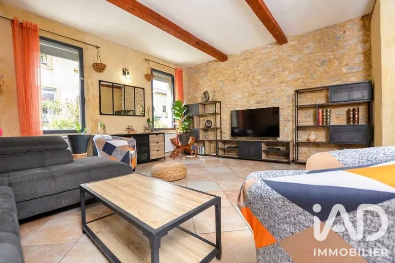 Maison 8 pièces 210 m² · à Ginestas · 210 m² · 225 000 €