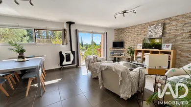 Appartement à Éguilles (13510)