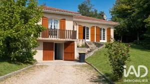 Traditional house in Bonzac (33910)