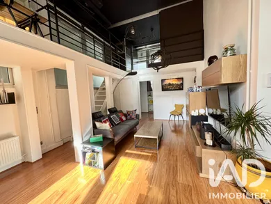 Apartment in Paris (75012)