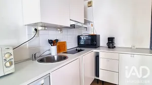 Apartment in La Rochelle (17000)