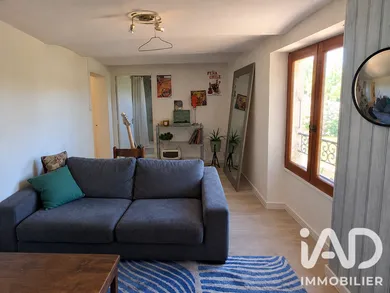 Appartement à Saint-Remèze (07700)