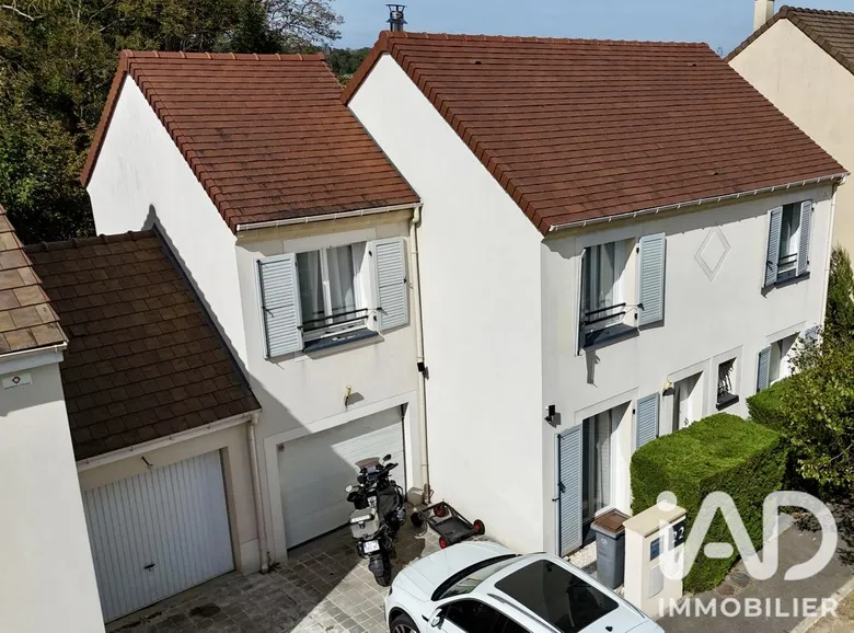 Maison 6 pièces 103 m² · à Rubelles · 102,9 m² · 329 000 €