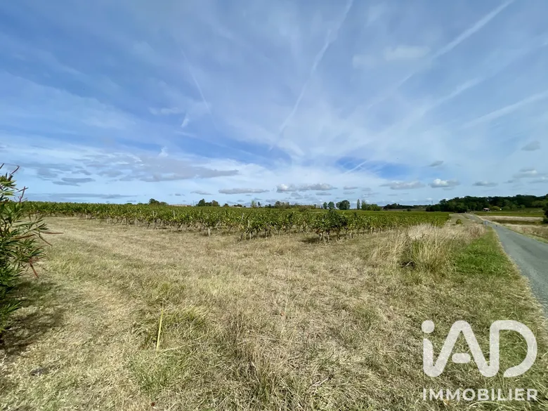 Terrain à Saint-Laurent-du-Bois (33540) · 50 000 €