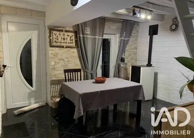 Maison de village à Janvry (91640)