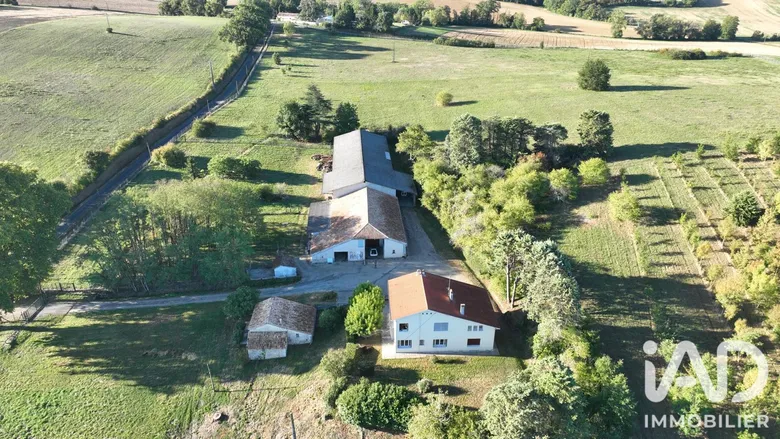 Maison 8 pièces 180 m² · à Penne-d'Agenais · 180 m² · 488 800 €