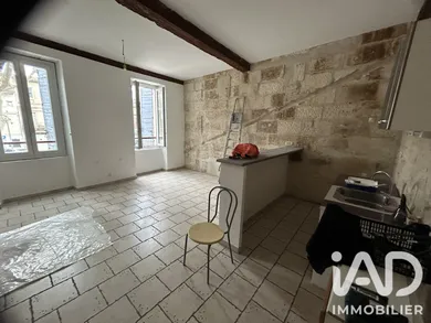 Studio à Tarascon (13150)