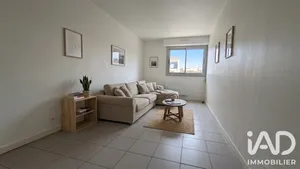 Apartment in Bordeaux (33000)