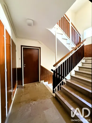 Apartment in Garches (92380)
