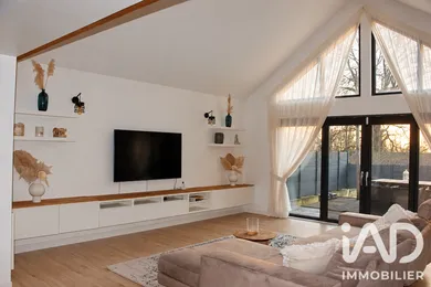 Maison d'architecte à Dammartin-en-Goële (77230)