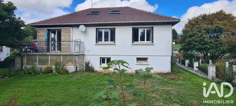 Maison 6 pièces 117 m² · à Saint-Eustache-la-Forêt · 117 m² · 240 000 €