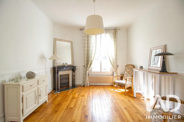 Appartement 2 pièces 56 m² · à Creil · 56 m² · 115 000 €