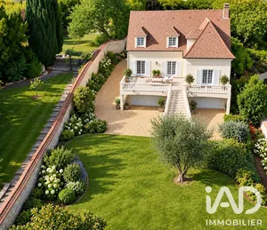 Architectural house in Villennes-sur-Seine (78670)
