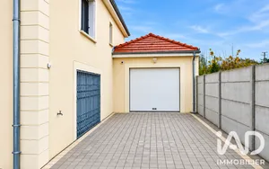 Maison de ville à Villemandeur (45700)