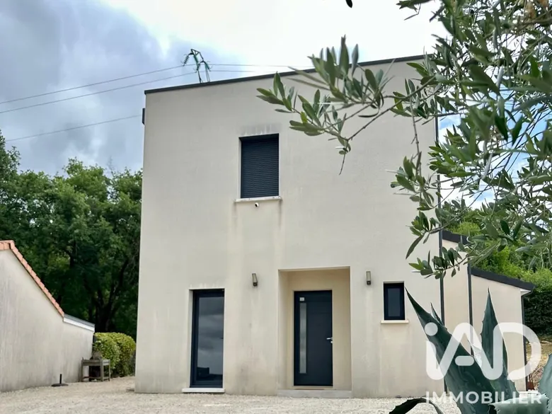 Maison 5 pièces 120 m² · à Angoulême · 120 m² · 1 150 €/mois
