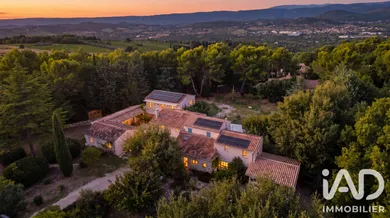 Domaine à Apt (84400)