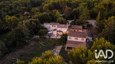 Domaine à Apt (84400)