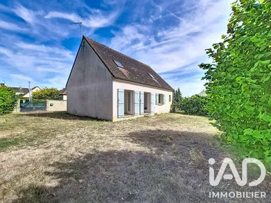 House in Cerny (91590)